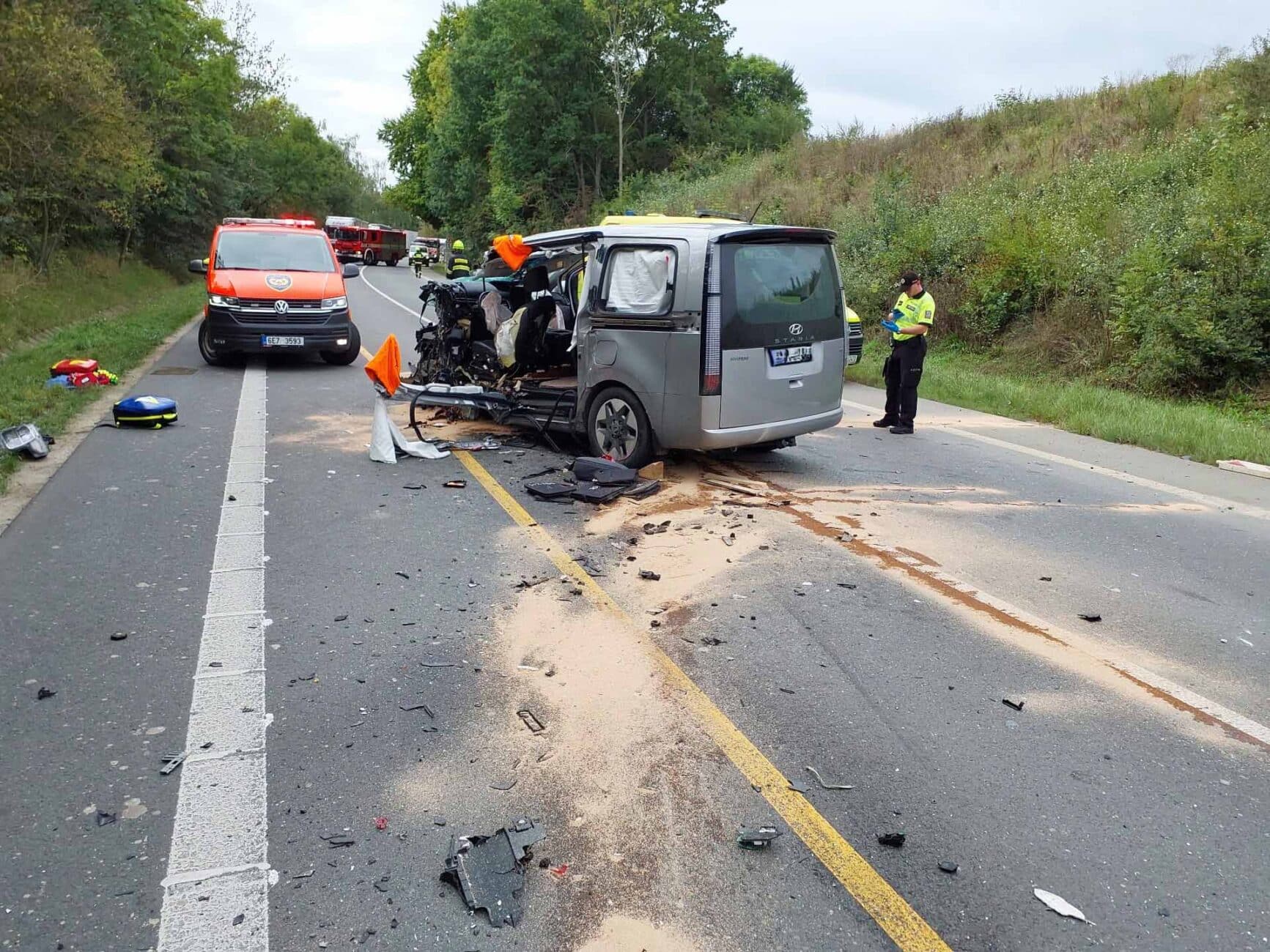 Vážná nehoda u Cerekvice. Foto: HZS