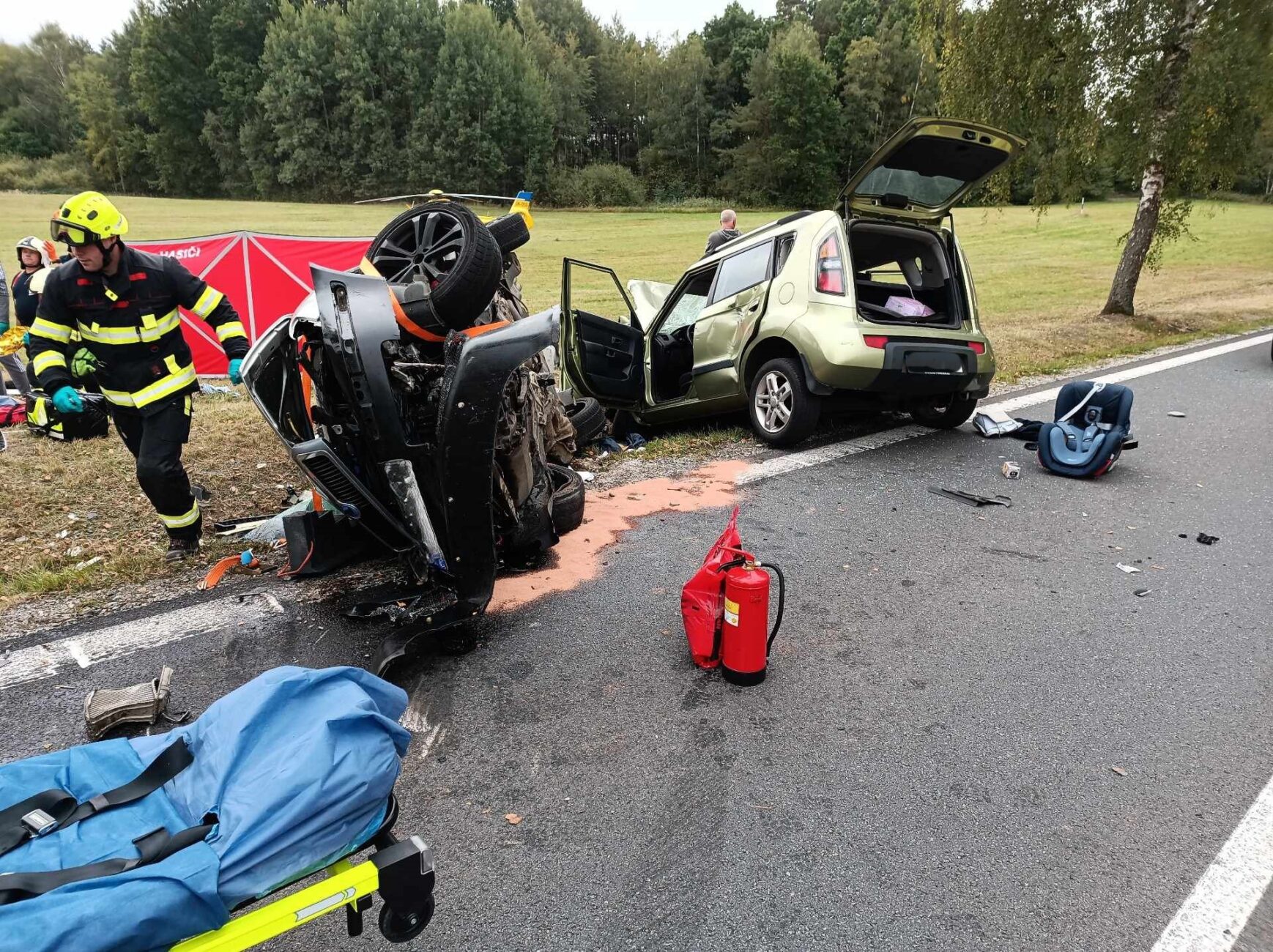 Tragická nehoda u Lásenice. Foto: HZS