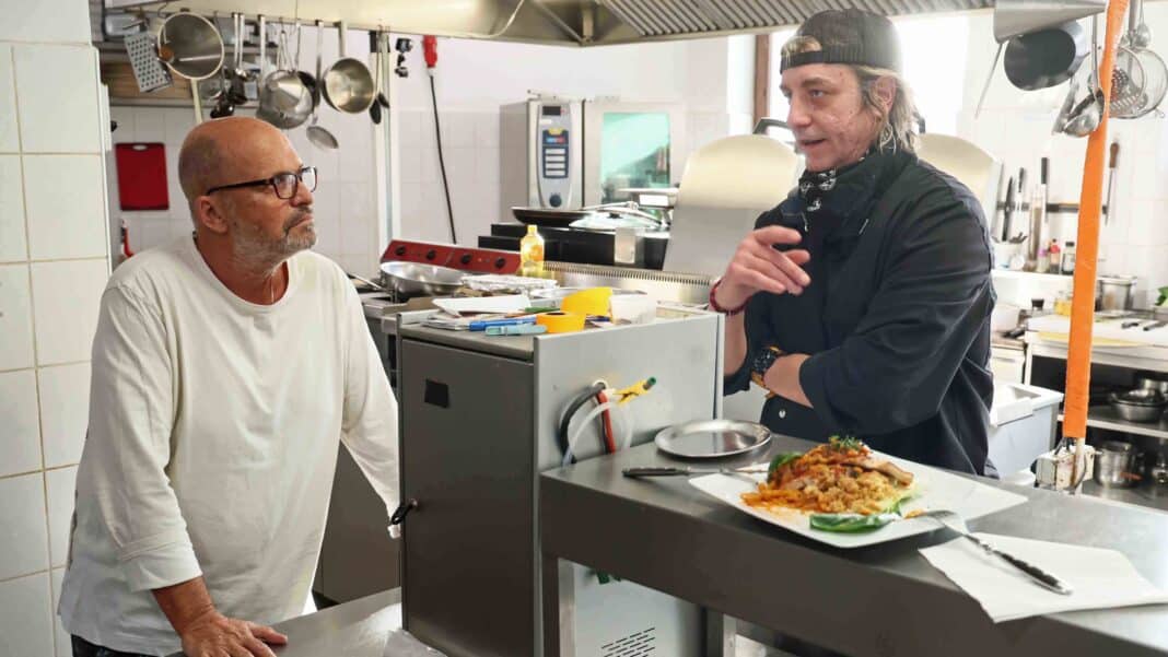 Ano, šéfe!: Zdeněk Pohlreich v restauraci FlammBeef v Ostrově nad Ohří. Foto: Prima