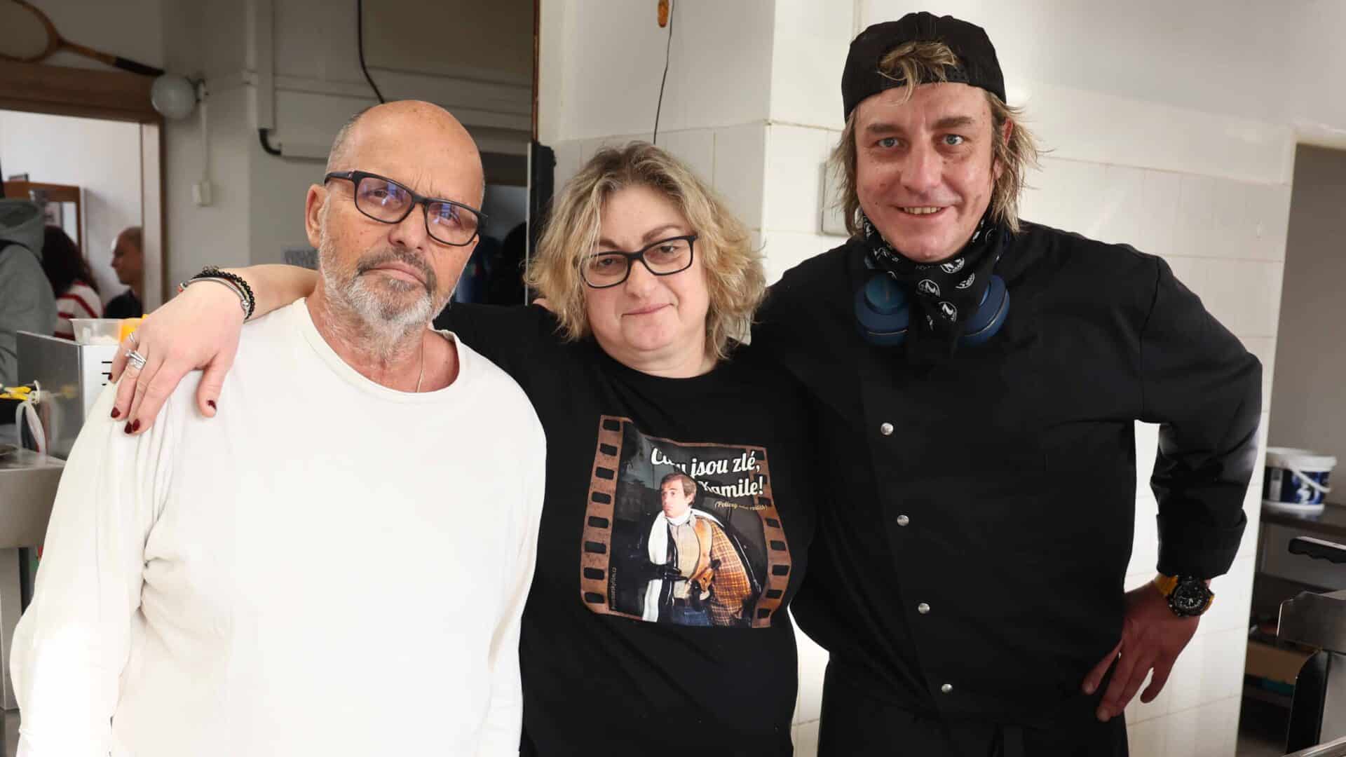 Ano, šéfe!: Zdeněk Pohlreich v restauraci FlammBeef v Ostrově nad Ohří. Foto: Prima