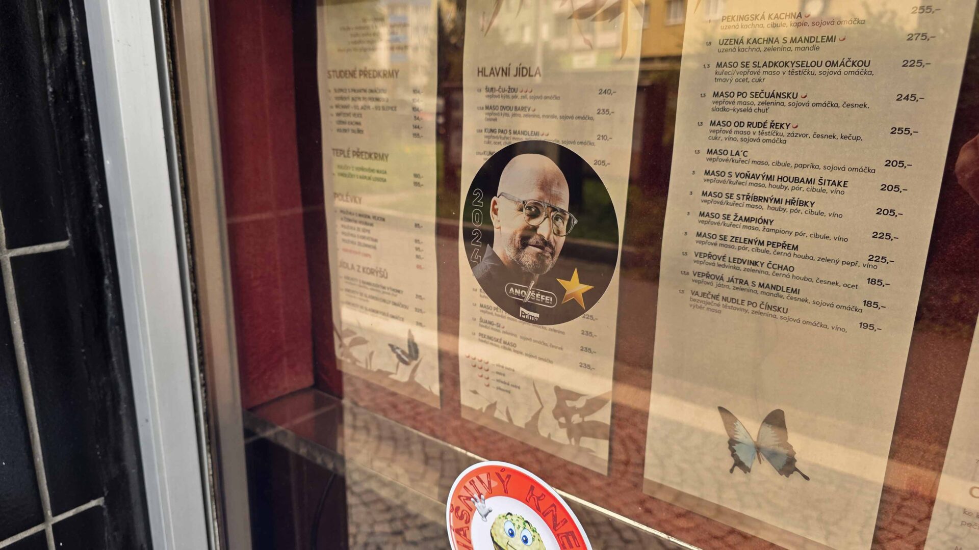 Na Restauraci Asie stále visí Pohlreichova hvězdička. Foto: ČRzprávy