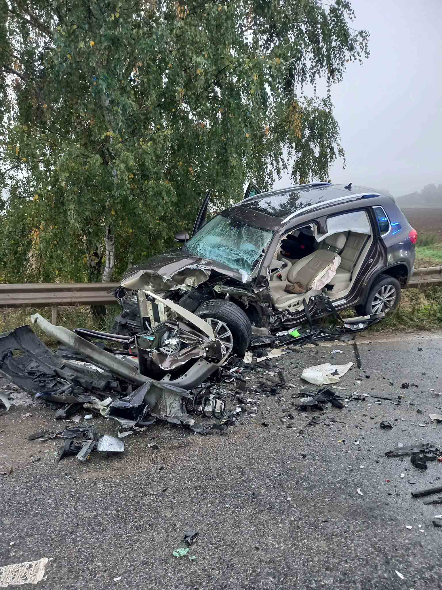 Vážná nehoda dvou aut u Choustníkova Hradiště. Foto: HZS