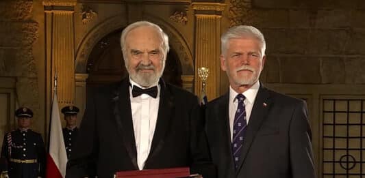 Řád bílého lva získal Zdeněk Svěrák. Zdroj: ČT