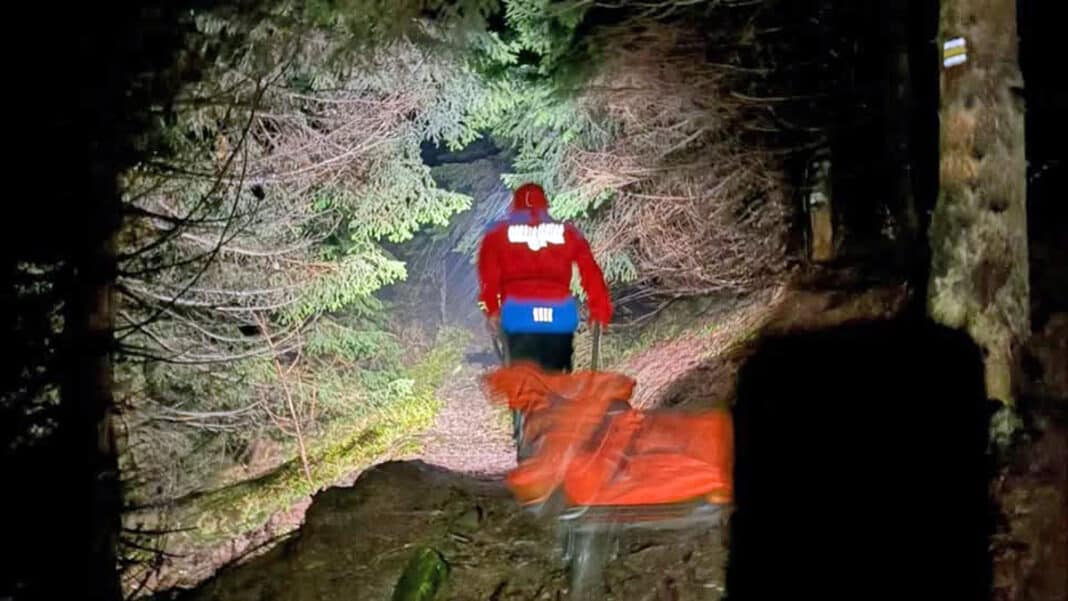 záchrana hory Záchranáři v Krkonoších museli zachraňovat turisty. Foto: HS