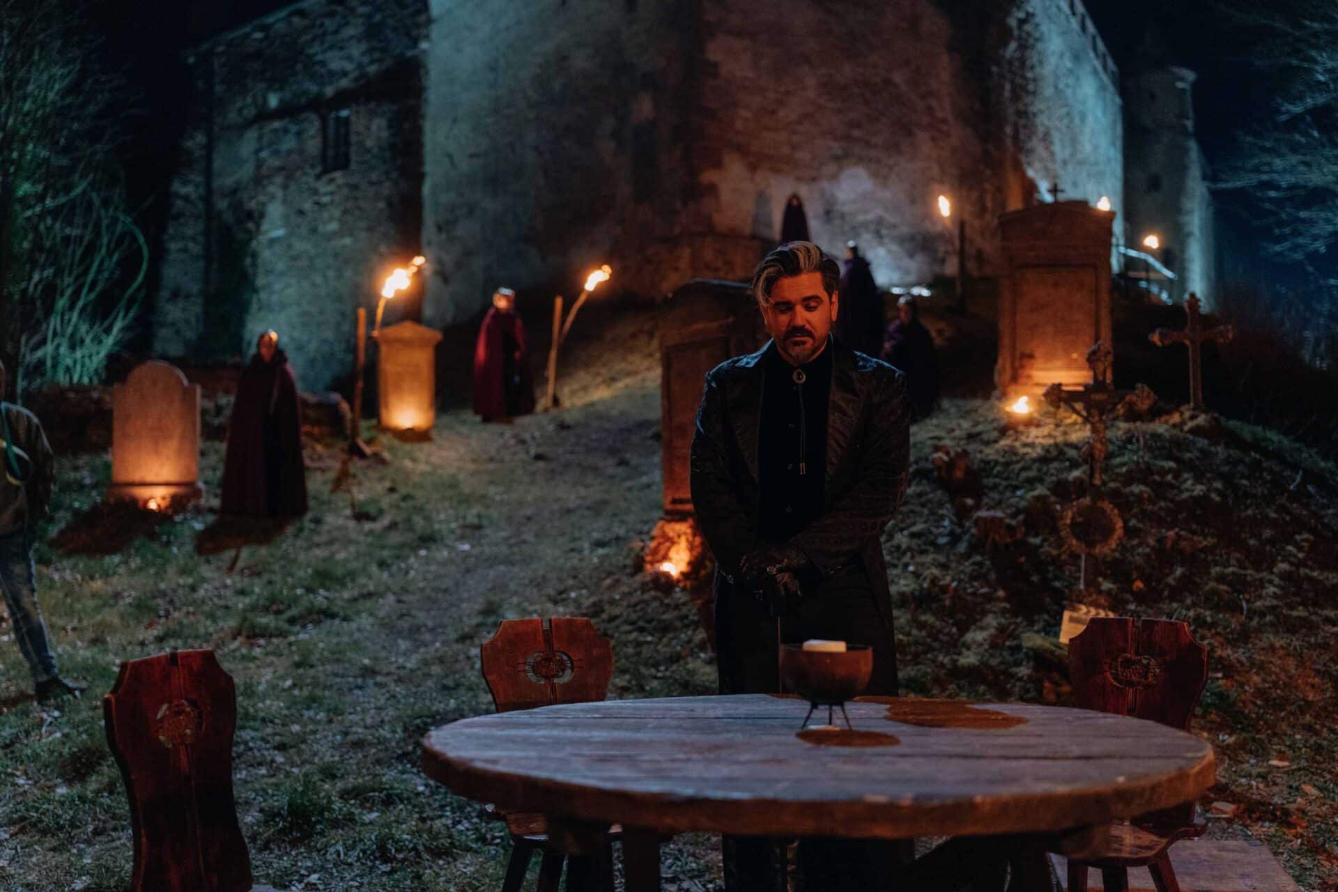 Kdo bude zavražděn doslova rozhodnou karty aneb Černý Petr. Foto: Prima