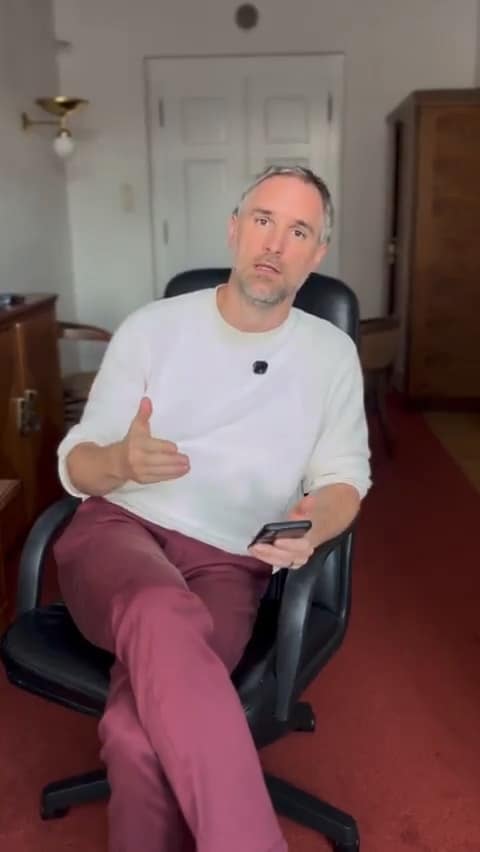 VIDEO: Zdeněk Hřib vysvětluje, že za potíže s dopravou v Praze nemůže.