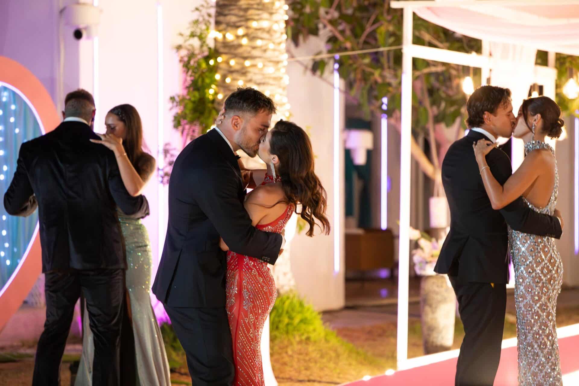 Tři finálové páry Love Island 2025 Patricie a Honzi. Foto: TV Nova