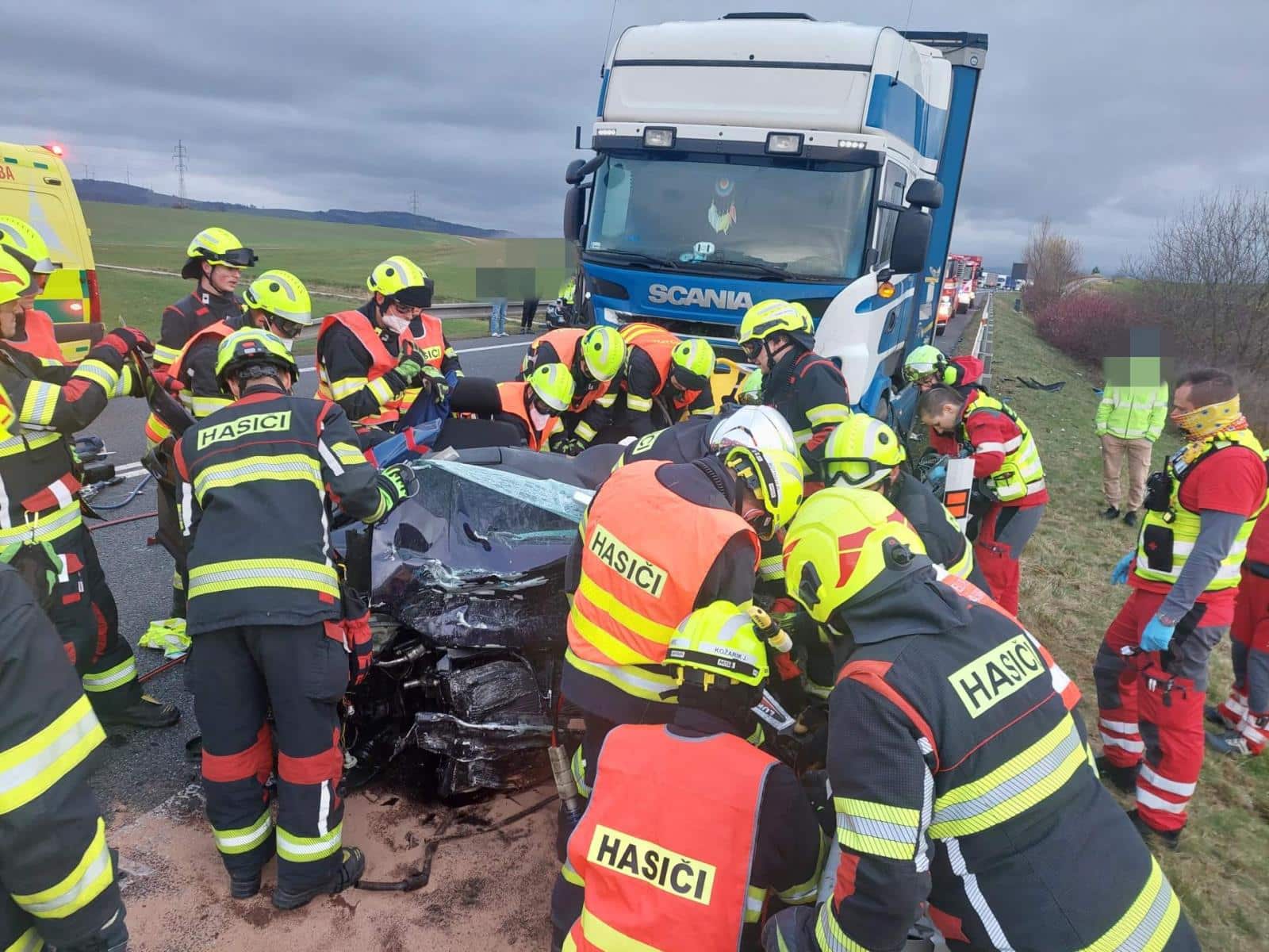 Tragická nehoda u Bílého Kostela. Foto: HZS