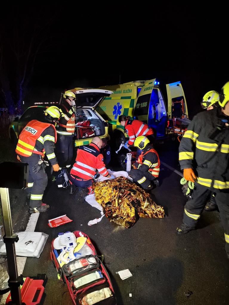 Tragická nehoda u Břuchotína u Olomouce. Foto: HZS