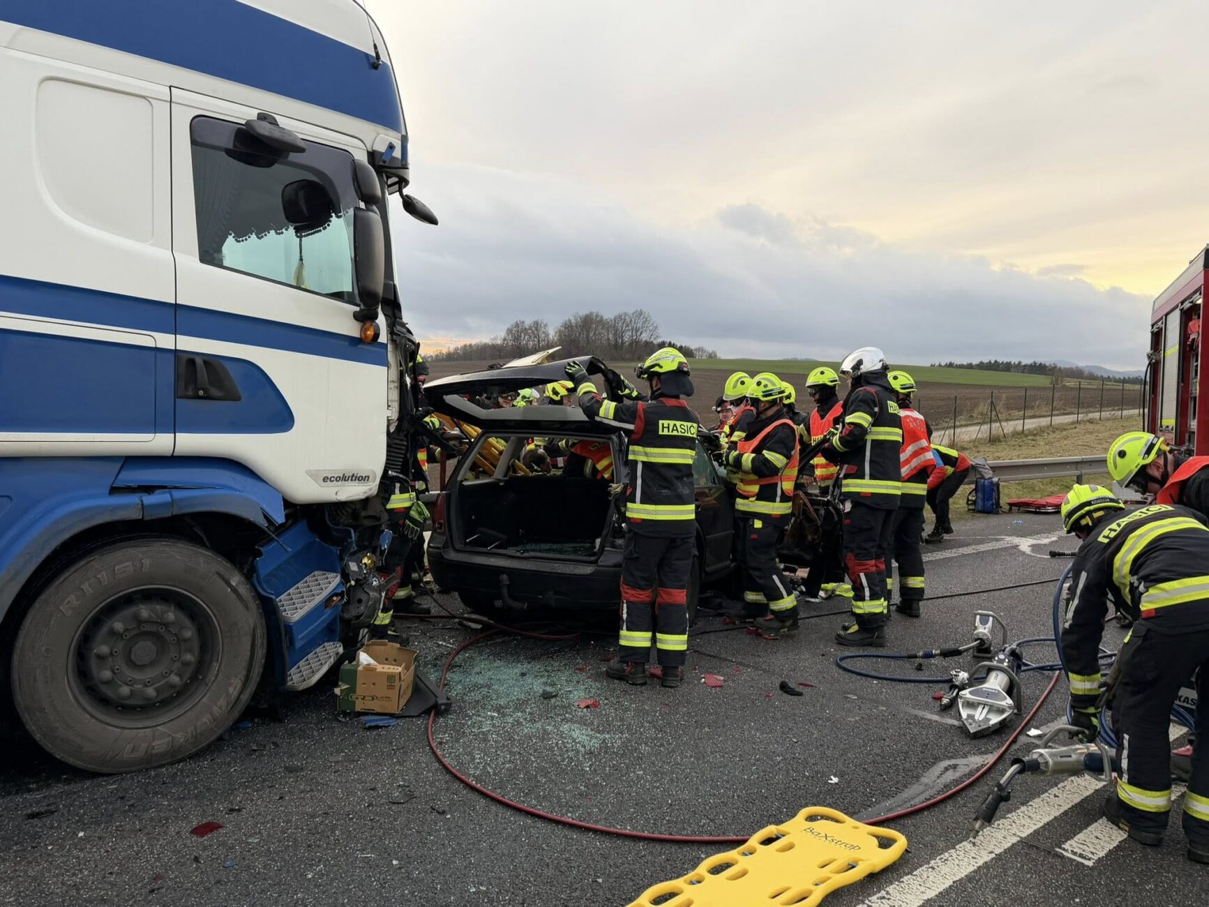 Tragická nehoda u Bílého Kostela. Foto: HZS