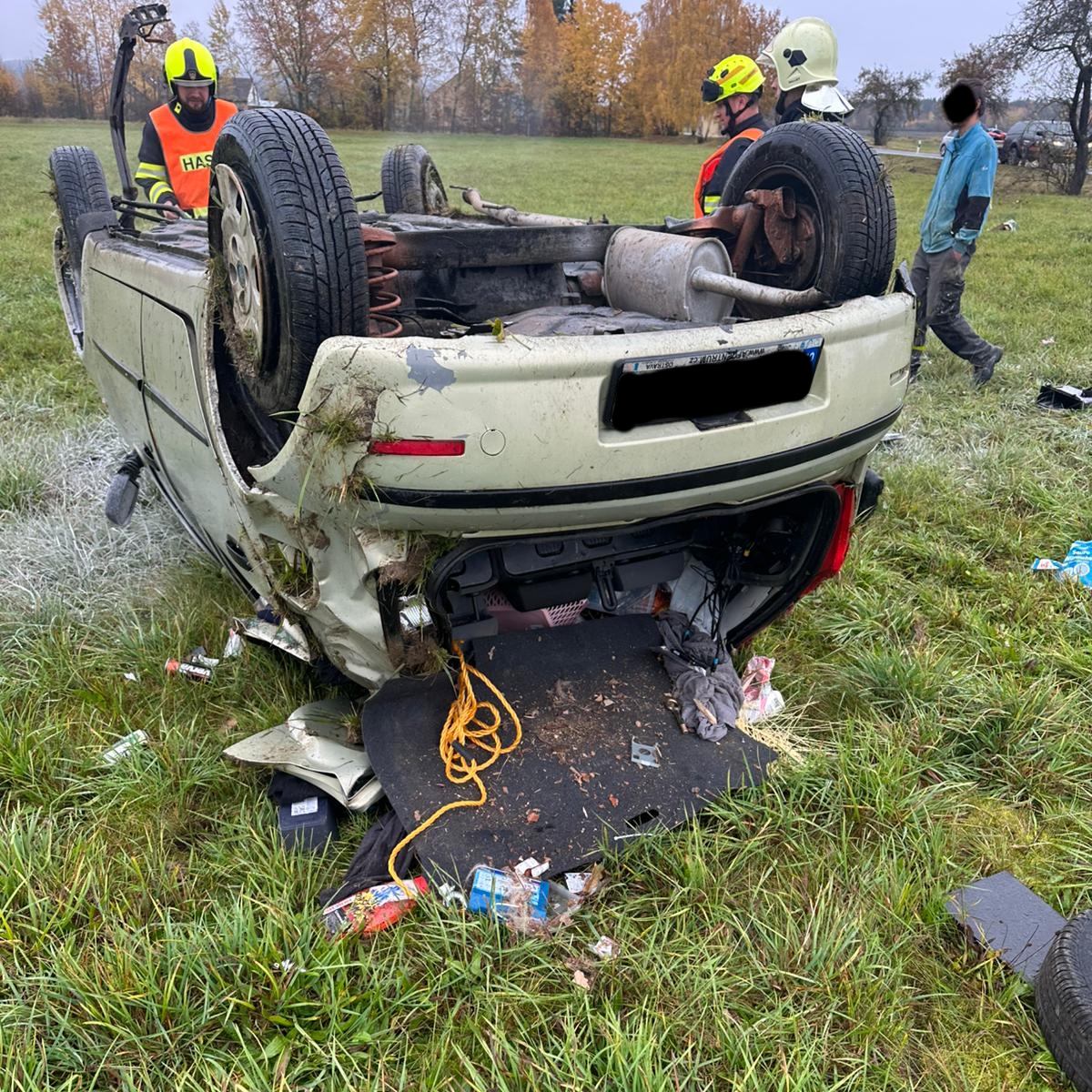 Vážná nehoda u Spáleného Poříčí. Foto: HZS
