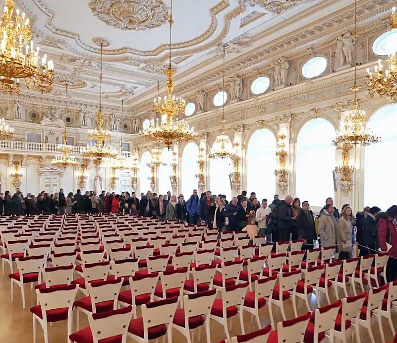 O Den otevřených dveří na Pražském hradě byl velký. Zdroj: X/PrezidentPavel