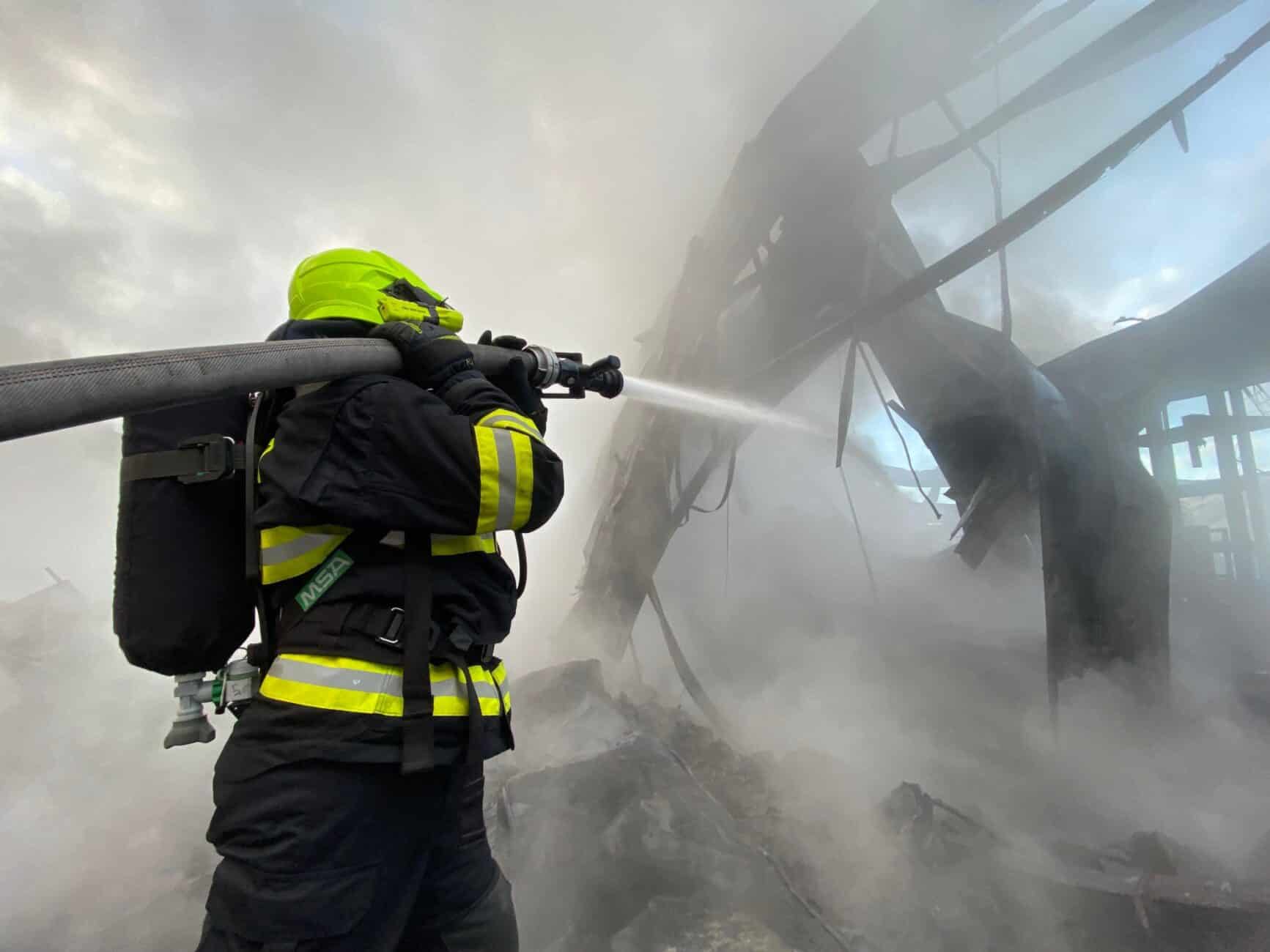 Požár ve Vysokém Mýtě. Foto: HZS PAK
