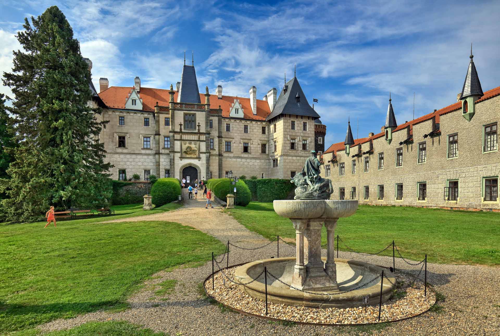 Zámek Žleby. Foto: SCCR / Libor Sváček