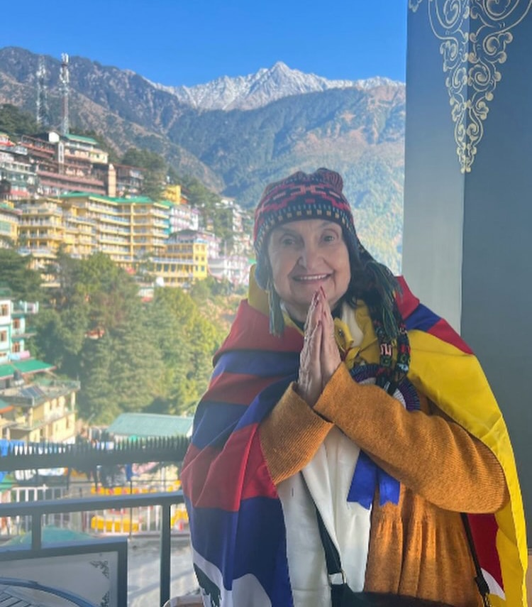 Eva Holubová se setkala s dalajlamou. Foto: FCB/Eva Holubová