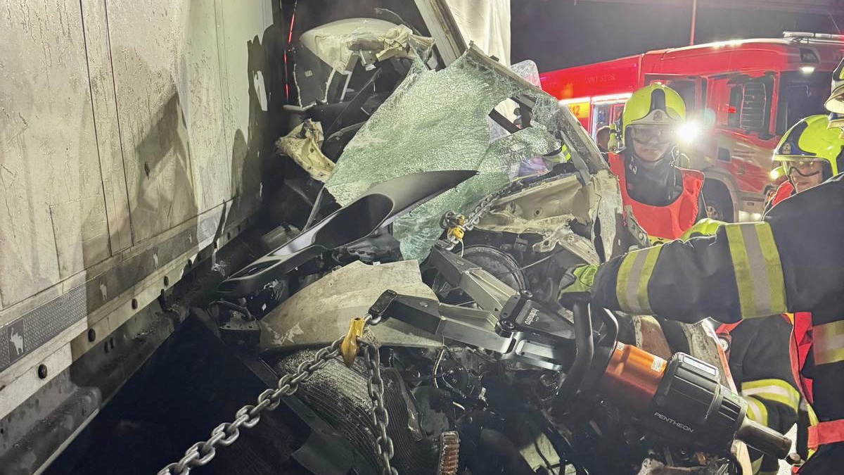 Vážná nehoda na Pražském okruhu. Foto: HZS