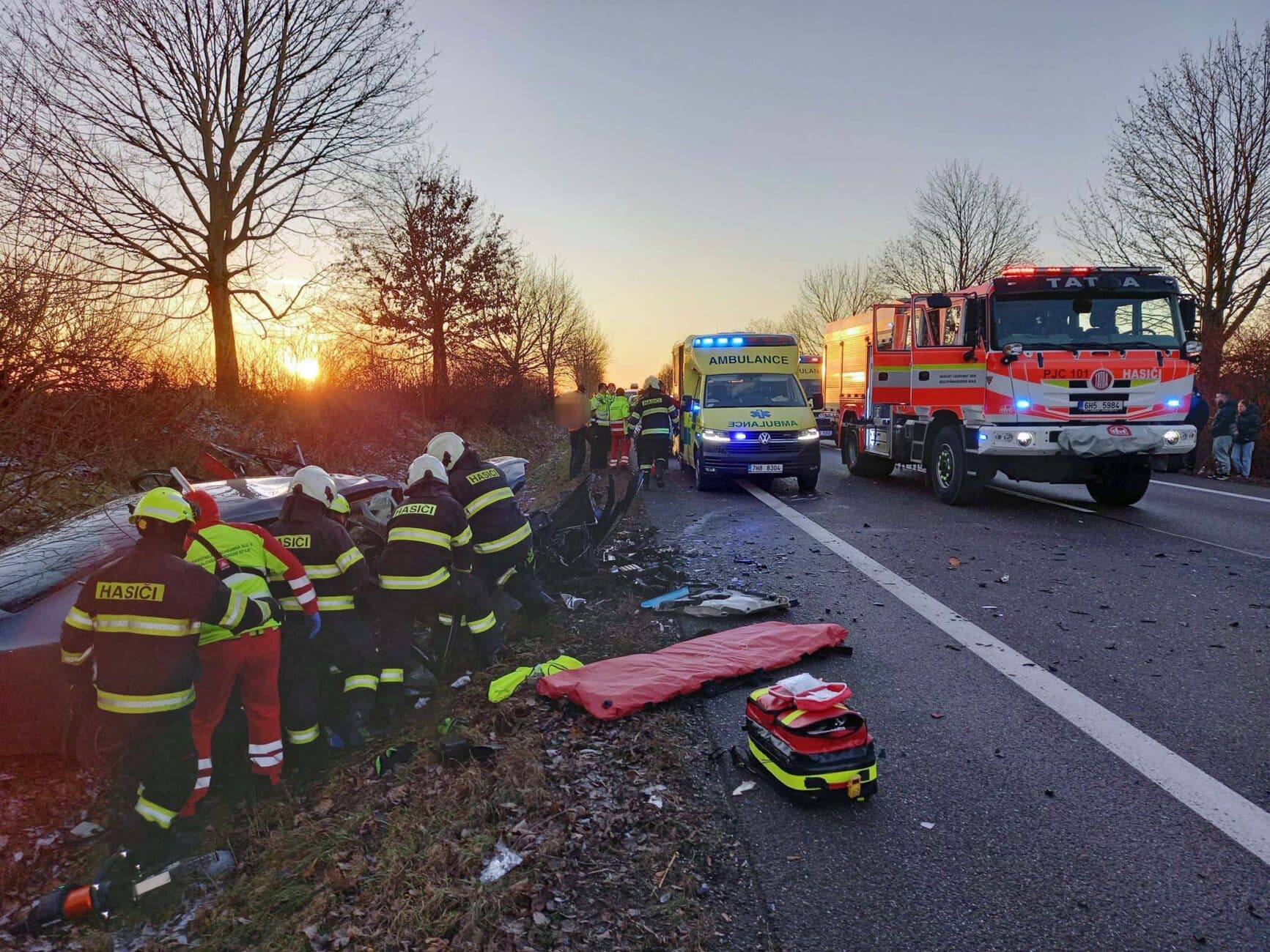 Vážná nehoda u Úlibic. Foto: HZS