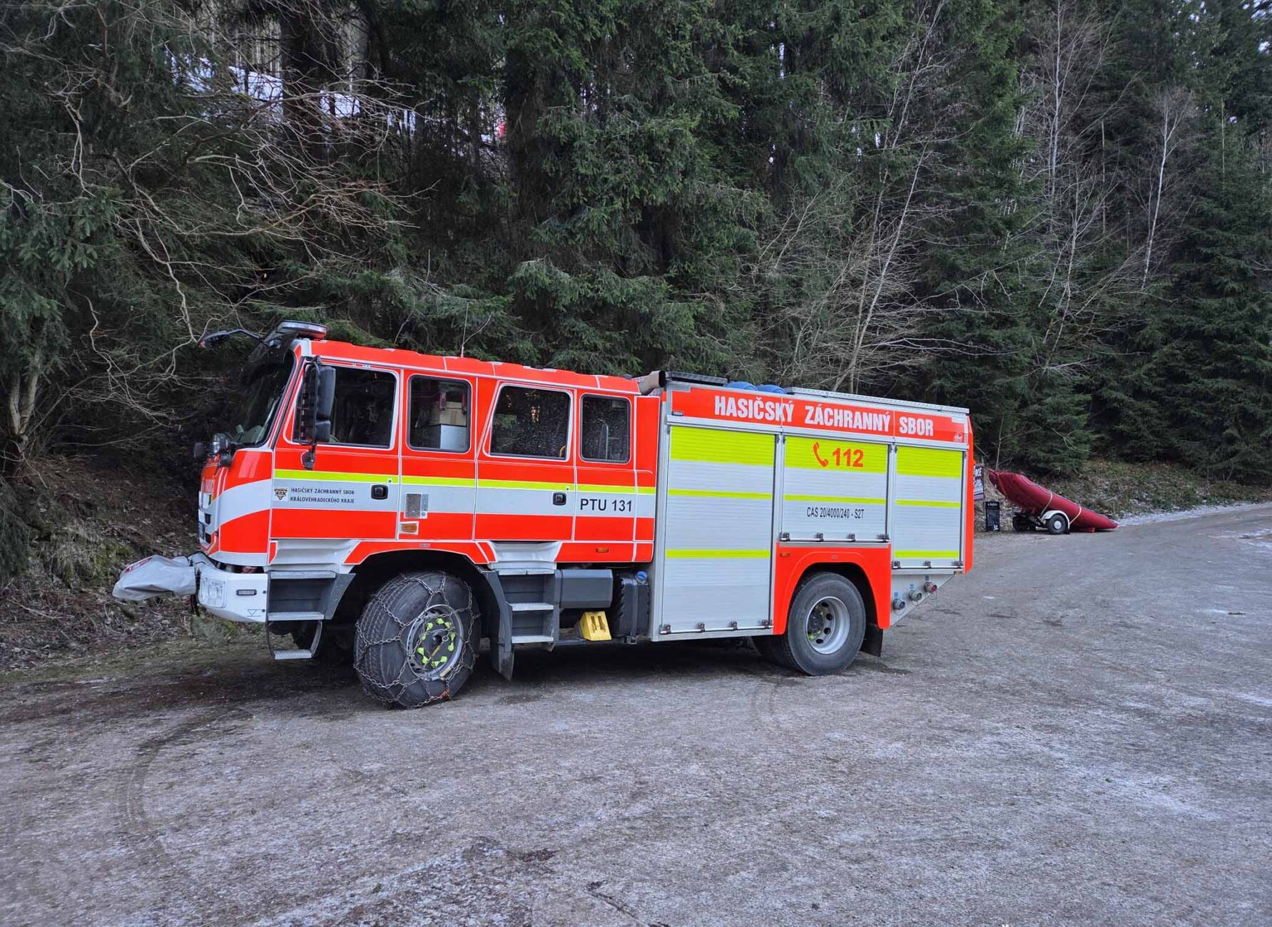Ve Svatopeterském potoku ve Špindlu našli mrtvou osobu. Foto: Hasiči Špindlerův Mlýn