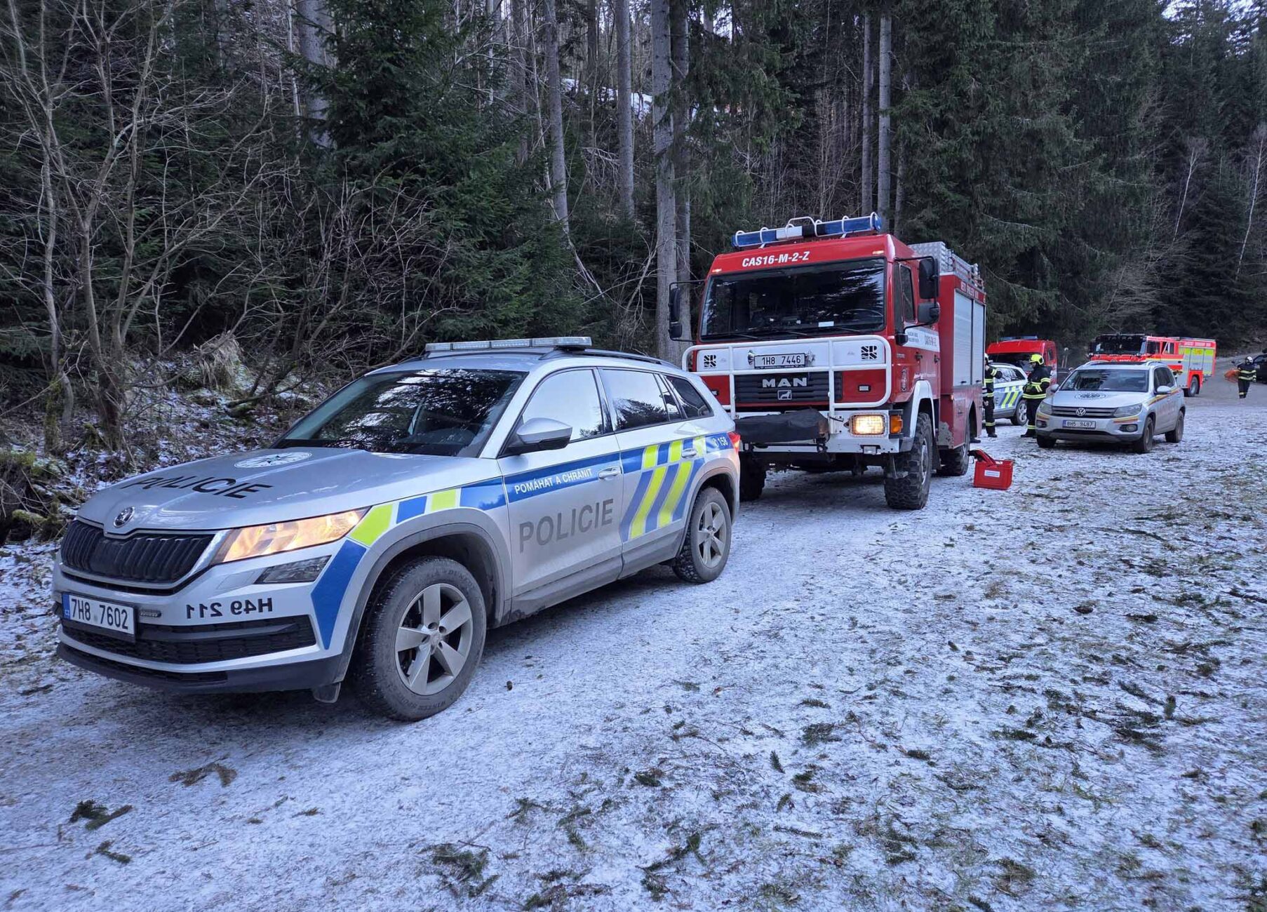 Ve Svatopeterském potoku ve Špindlu našli mrtvou osobu. Foto: Hasiči Špindlerův Mlýn
