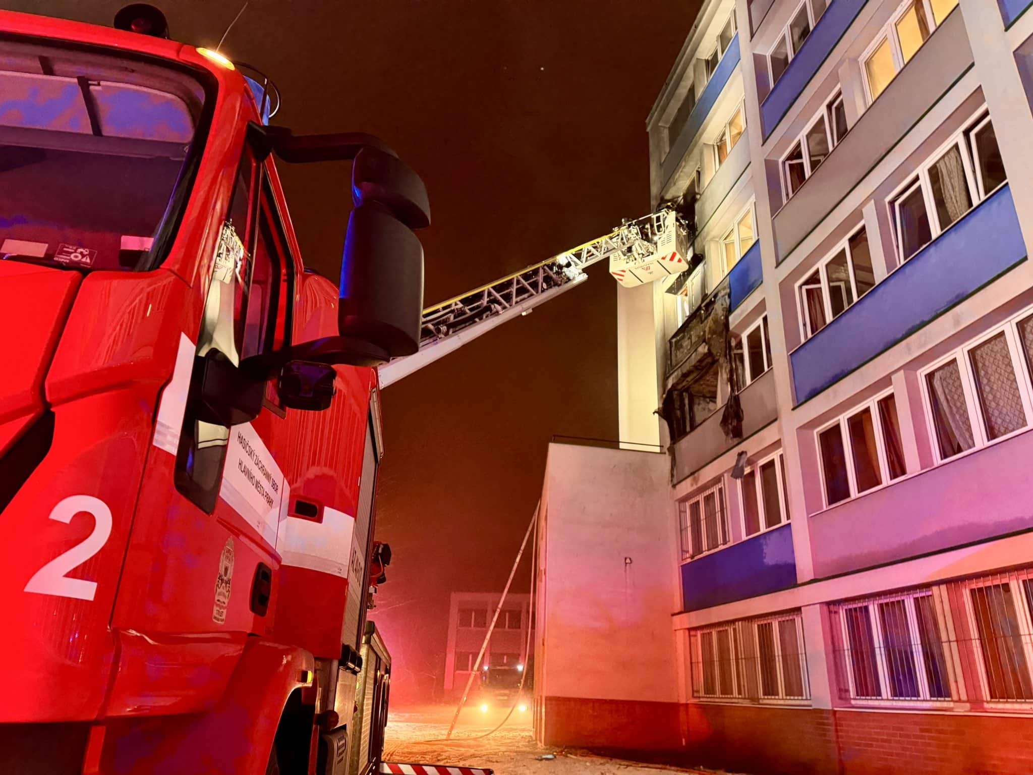 Požár na vysokoškolských kolejích v Praze na Břevnově. Foto: HZS Praha