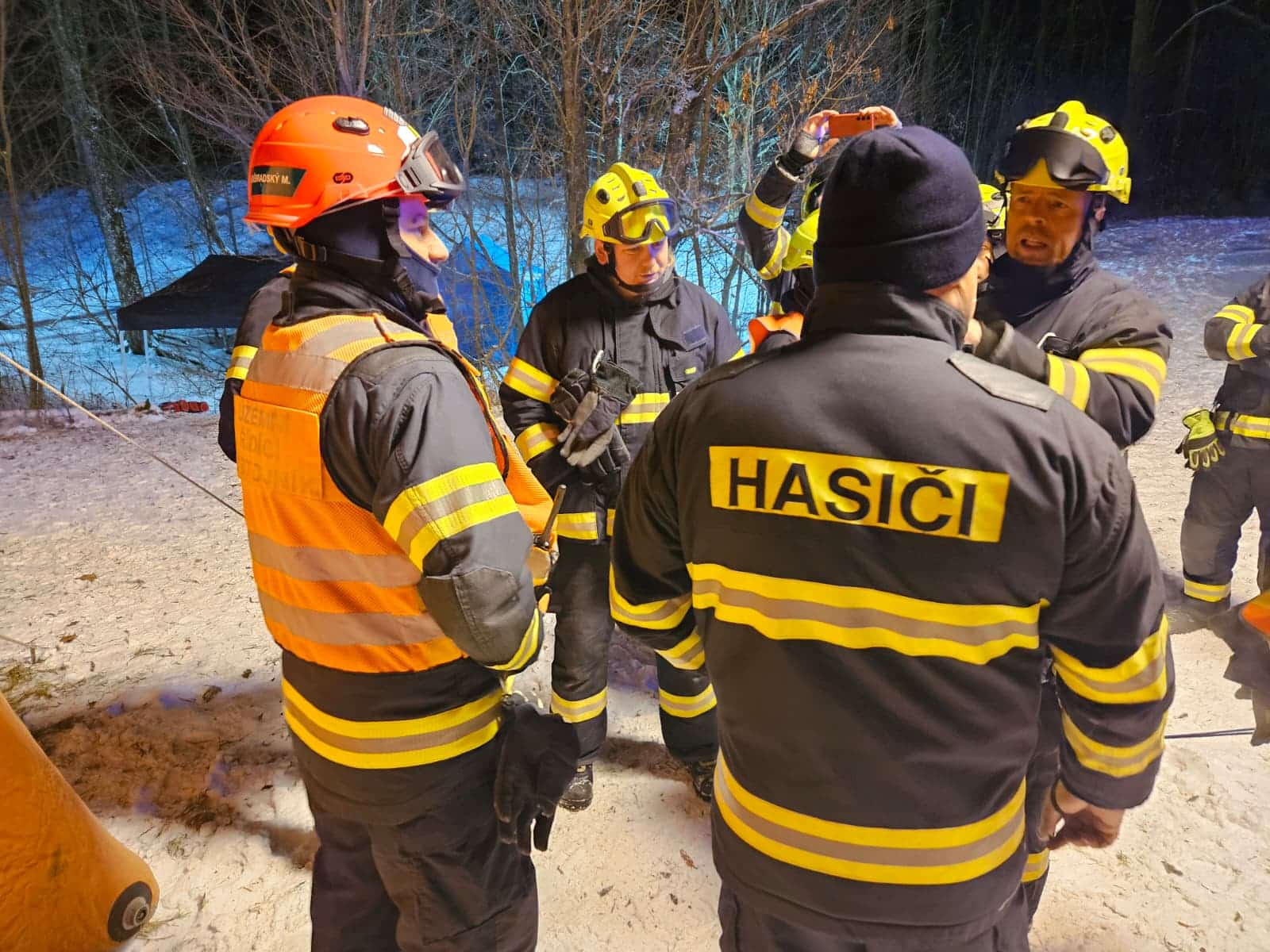 Záchranná akce v Moravském krasu. Foto: HZS