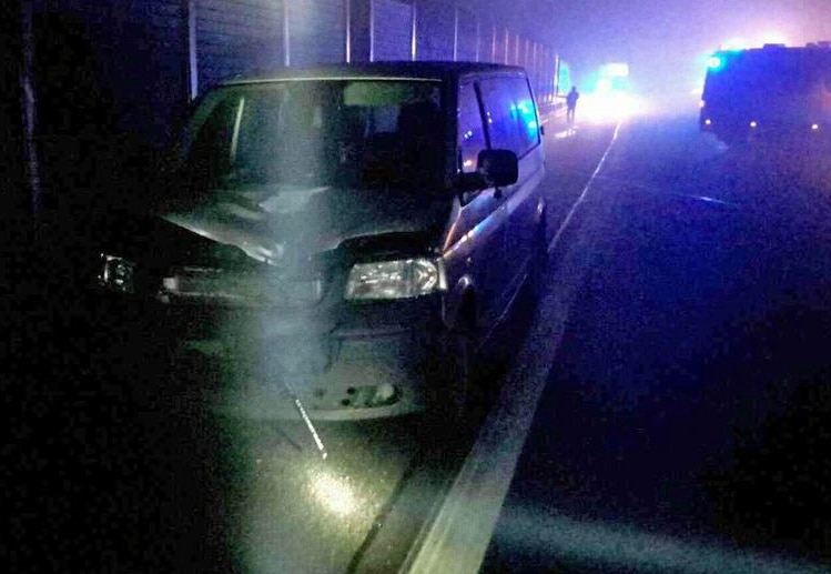 Jakub Zedníček po nehodě vstoupil do cesty této přijíždějící dodávky. Foto: archiv