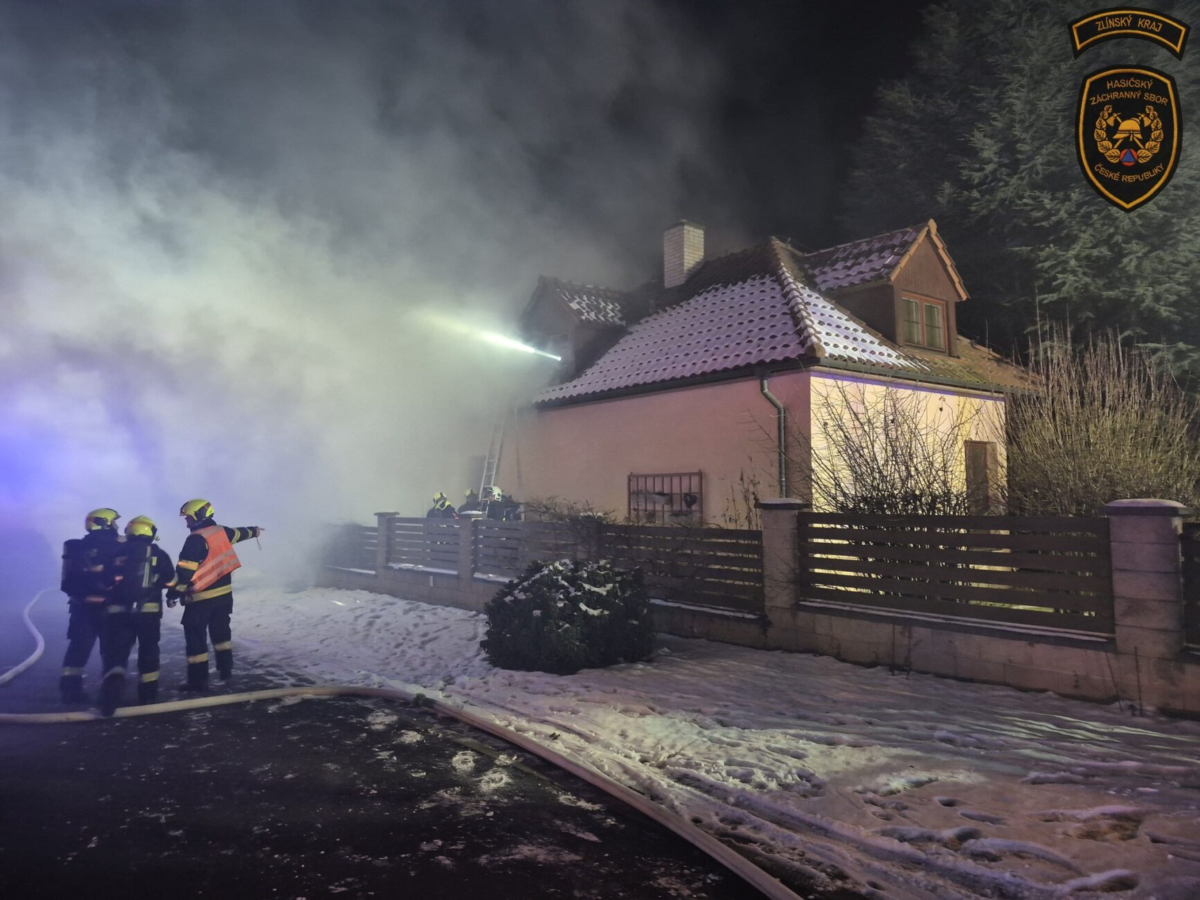 Požár rodinného domu v Kroměříži. Foto: HZS