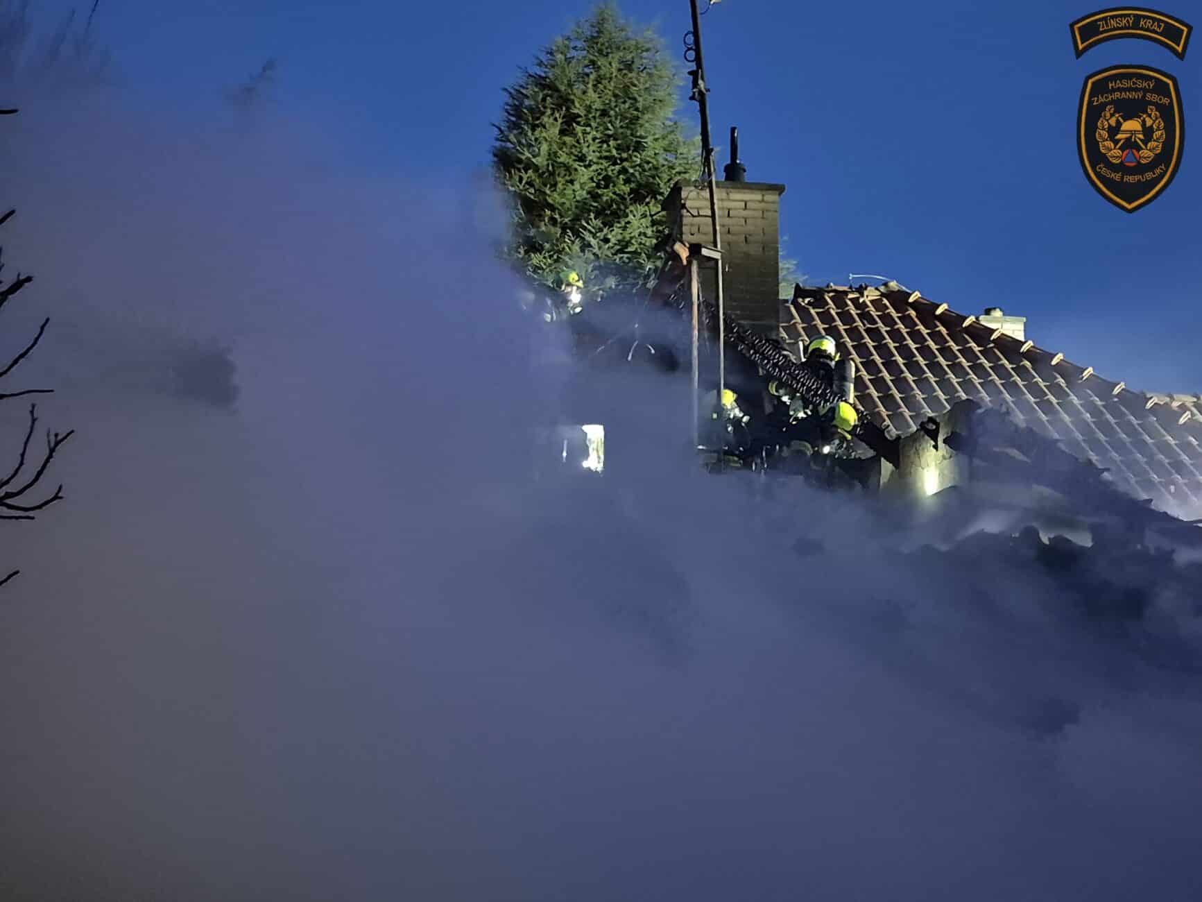 Požár rodinného domu v Kroměříži. Foto: HZS