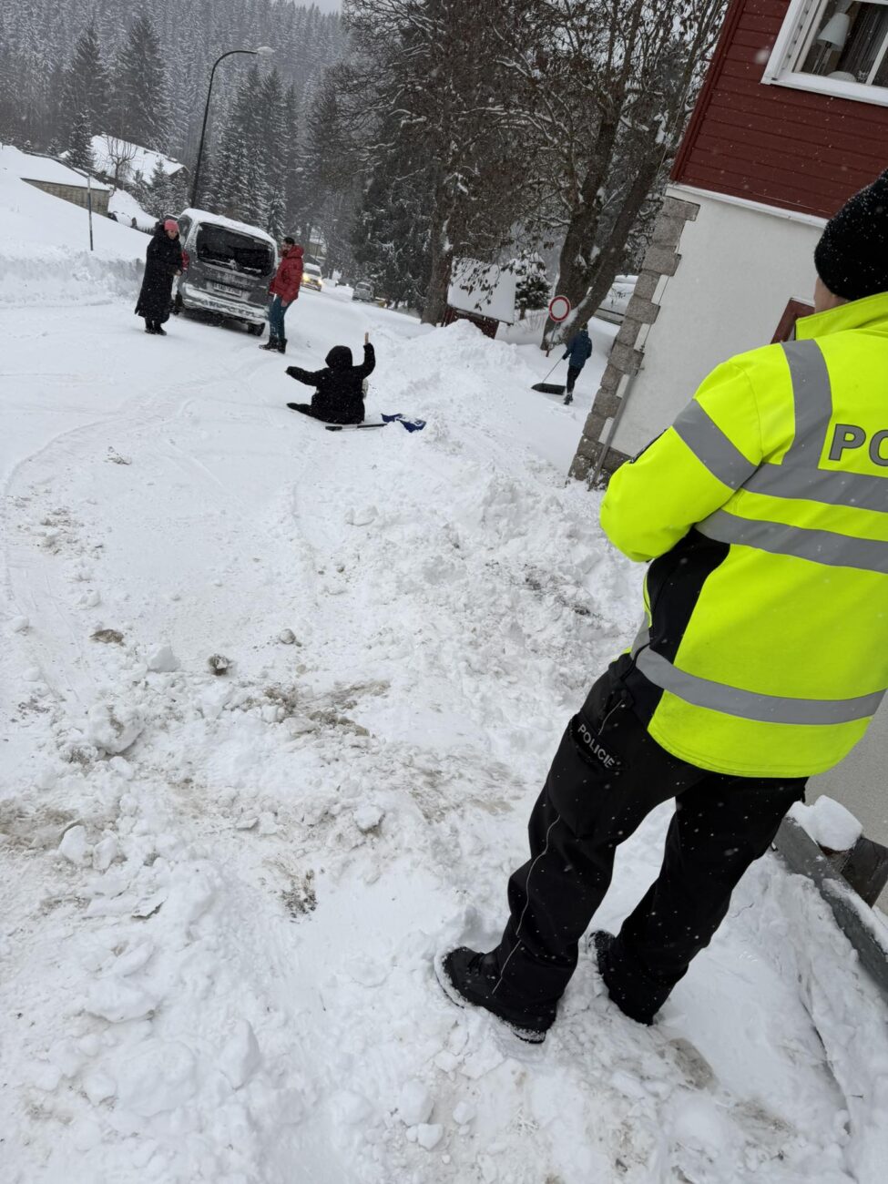 Nehoda tradičně ve Špindlerově Mlýně. Foto: FB/Aktuálně z Krkonoš a Podkrkonoší
