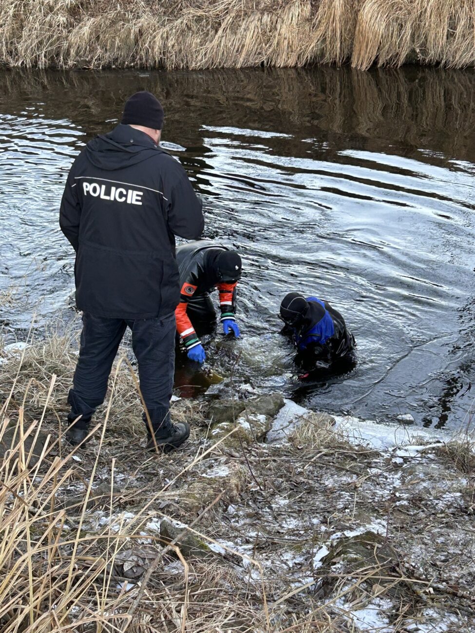 Policie v řece Blanici našla část těla ženy. Foto: PČR
