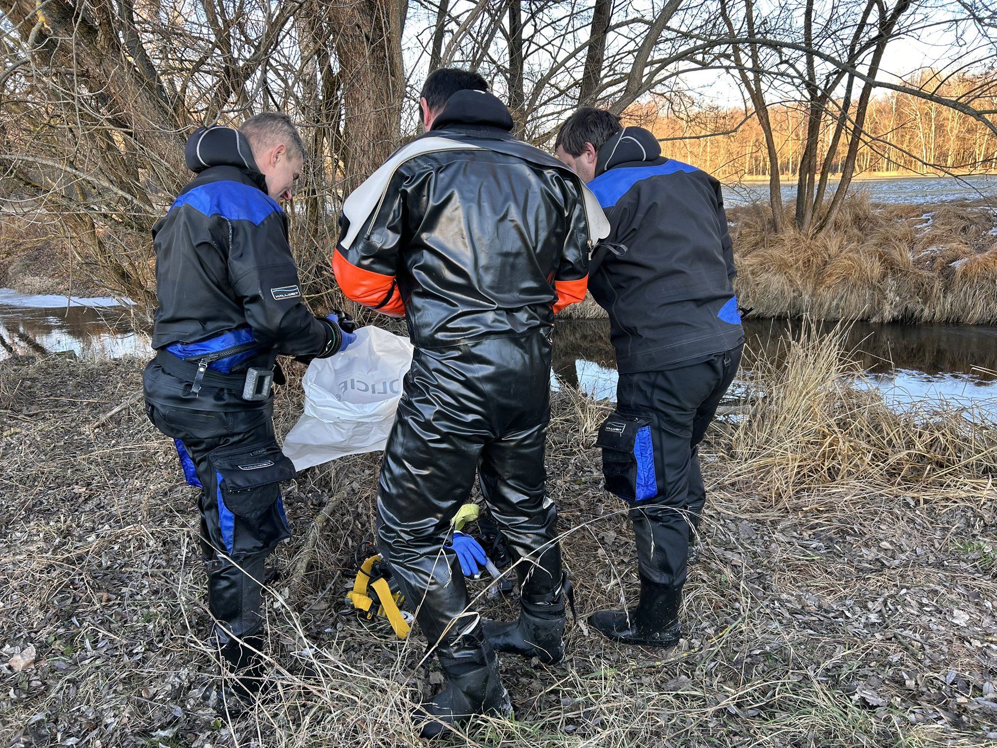 Policie v řece Blanici našla část těla ženy. Foto: PČR