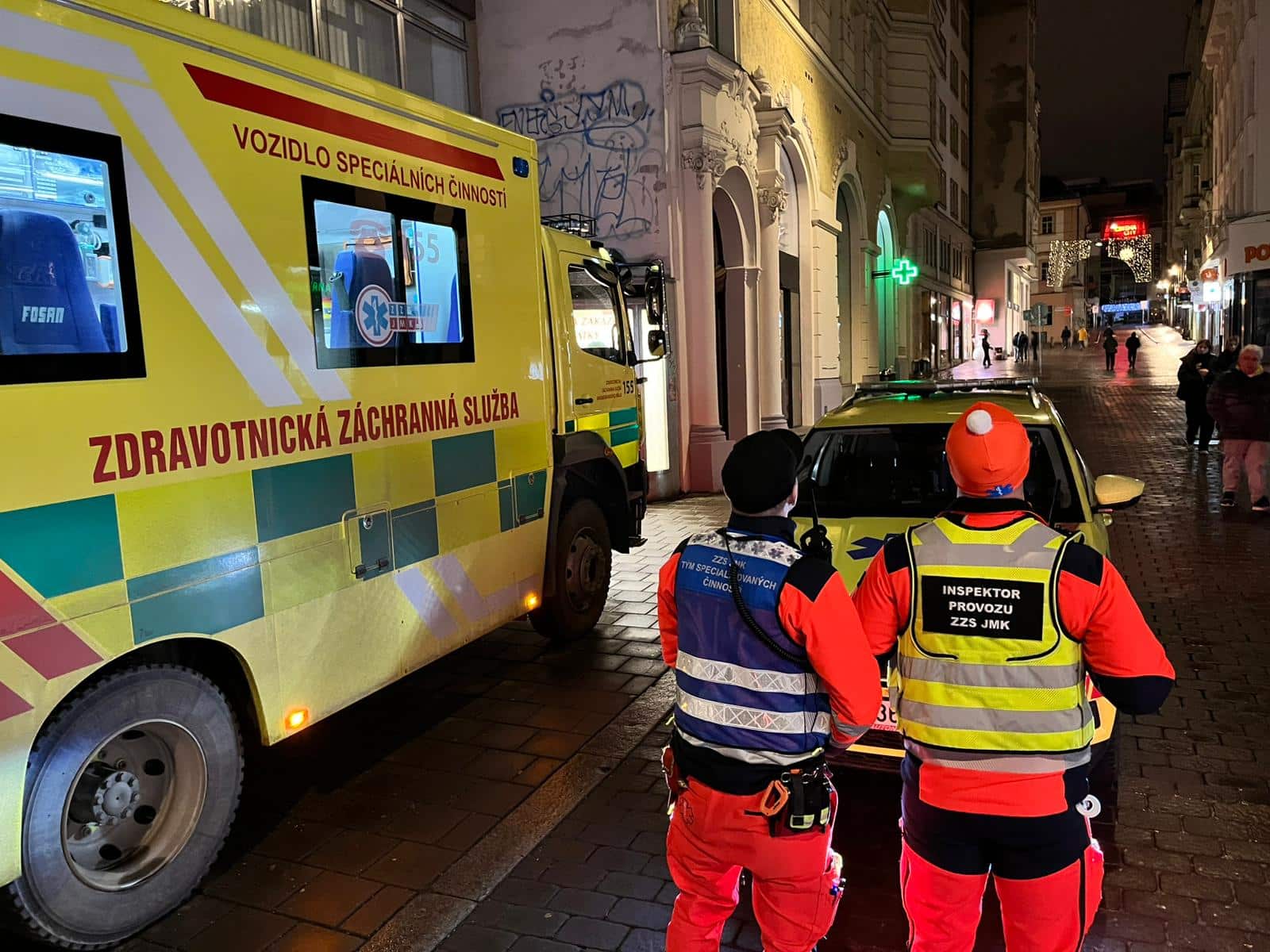 Záchranáři na silvestra v Brně. Foto: ZZS