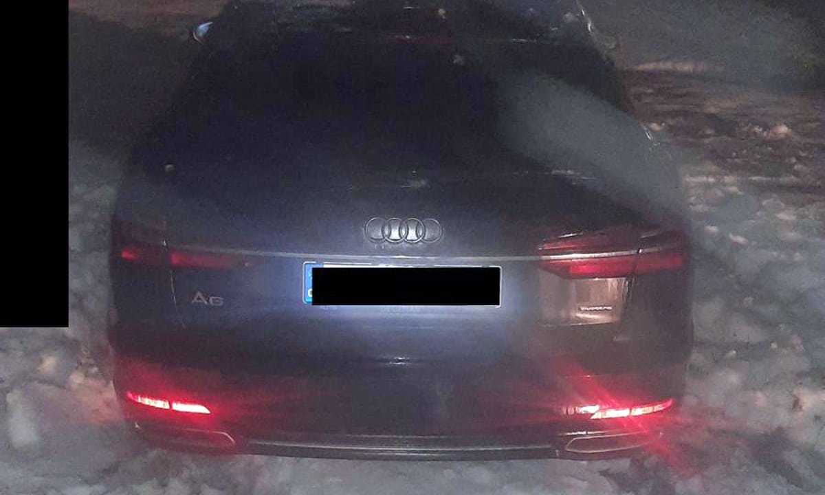 Mladíci driftováním zničili lyžařskou stopu v Josefově Dole. Foto: Policie ČR