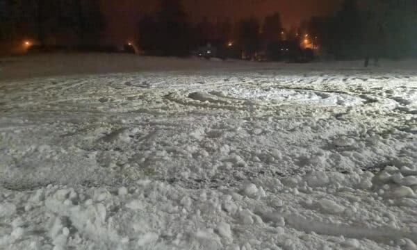 Mladíci driftováním zničili lyžařskou stopu v Josefově Dole. Foto: Policie ČR