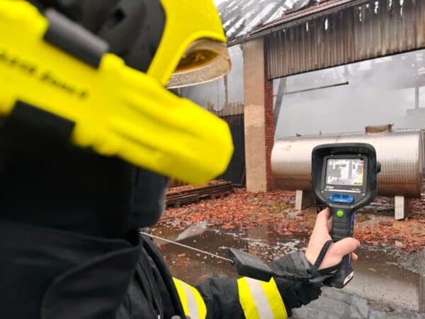 Požár v obci Dolní Roveň. Foto: HZS Pardubického kraje