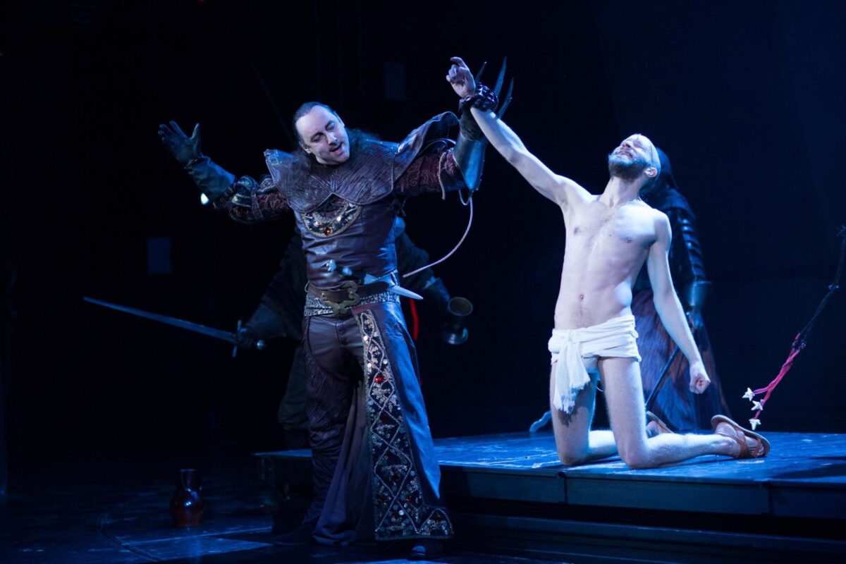 Muzikál Dracula po obnovené premiére. Foto: David Kraus / Hudební divadlo Karlín