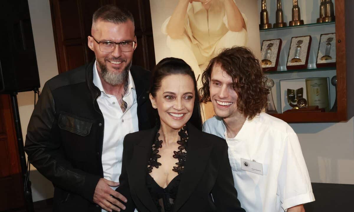 Radek Filipi, Lucie Bílá a její syn Filip Kratochvíl. Foto: Nextfoto