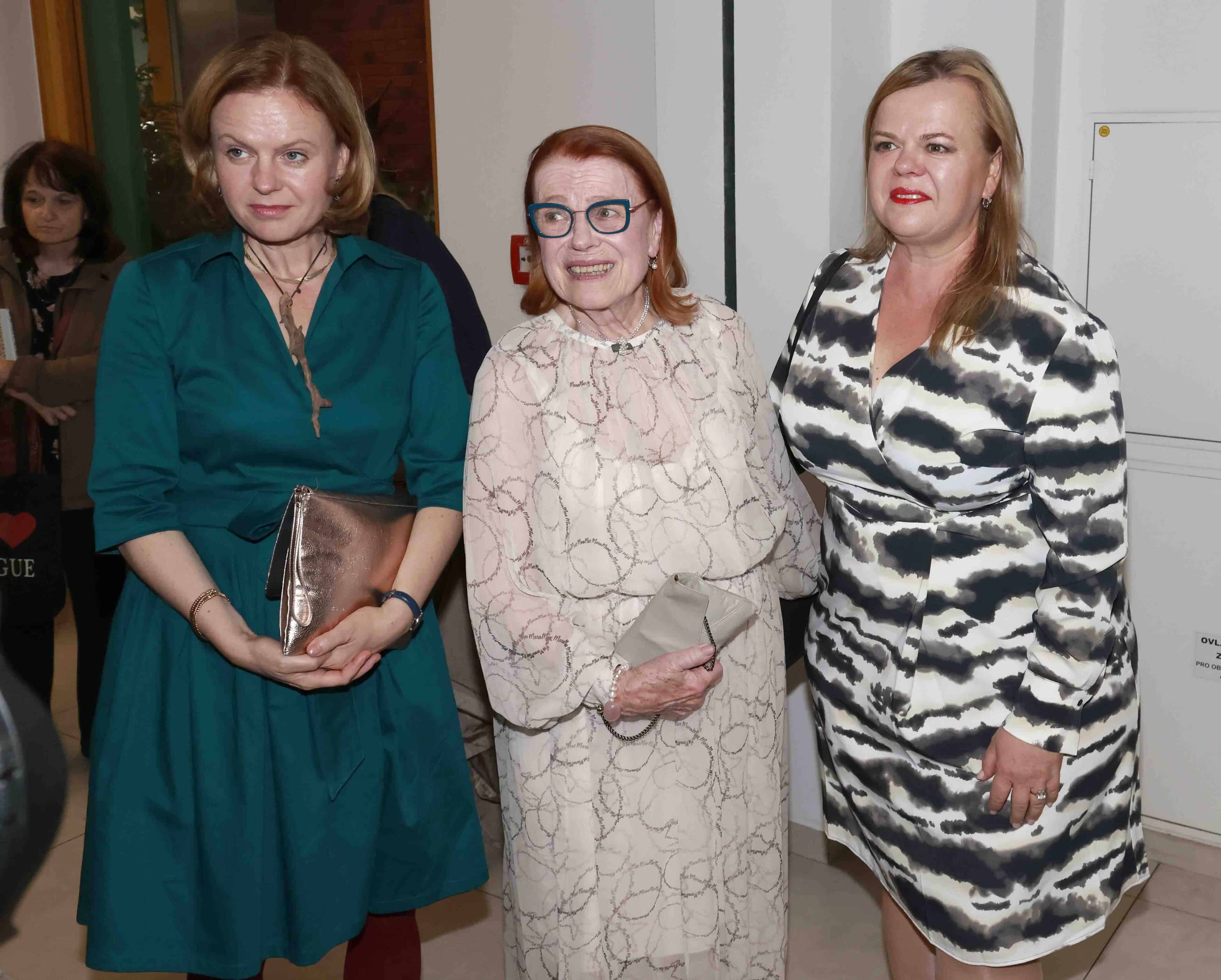 Iva Janžurová a její dcery Sabina Remundová a Theodora Remundová. Foto: Nextfoto