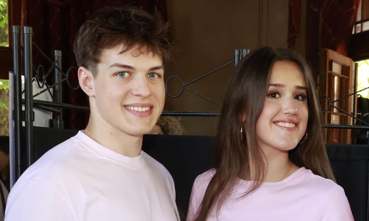 Zamilovaný pár Kristián Nerud a Karolína Jirásková. Foto: Nextfoto