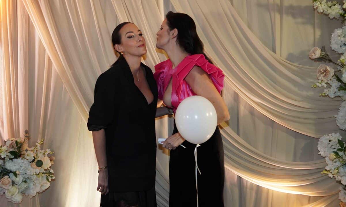 Agáta Hynchová a Ornella Koktová naposledy jako kamarádky na oslavě Ornelly narozenin. Foto: Nextfoto