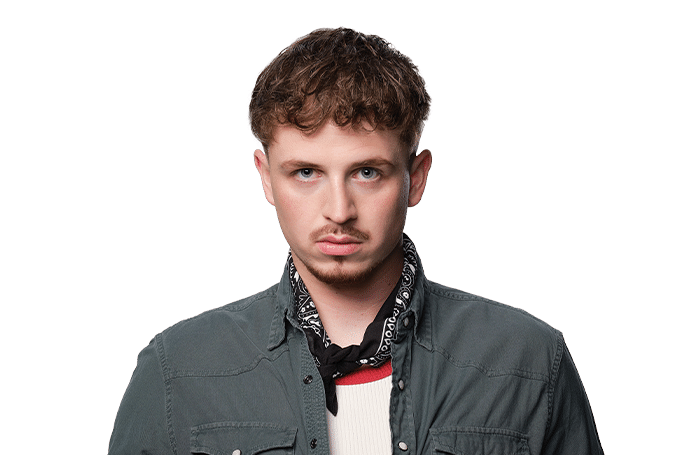 Soutěžící v show Farma Česko Pavel, který se živí prodejem autodílů. Foto: TV Nova
