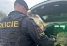 Policie zasahuje v Kynšperku nad Ohří. Foto: Policie ČR