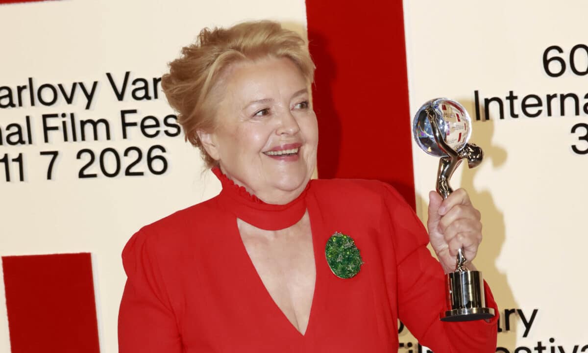 Magda Vášáryová převzala Cenu prezidenta karlovarského filmového festivalu. Foto: Nextfoto