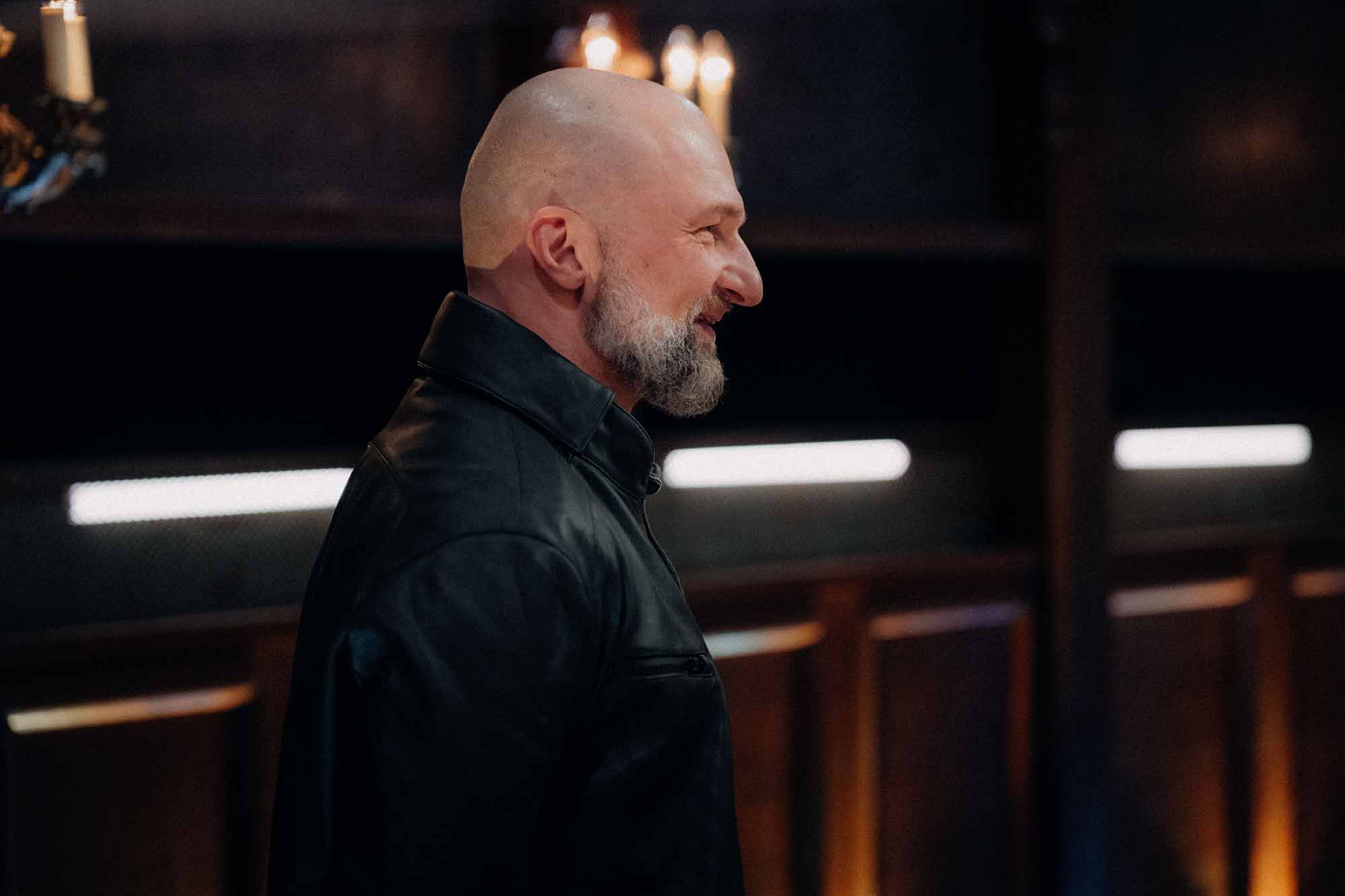 V 5. dílu hry Zrádci byl u kulatého stolu vyhlasován a vyřazen Adam. Foto: TV Prima / se souhlasem